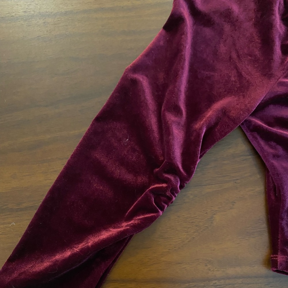 Mixed Threads Burgundy Velvet Ruched Top - Picture 6 of 6